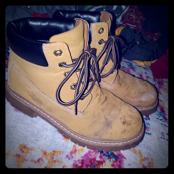 Other - Yellow boots black heavy duty big boys workboots